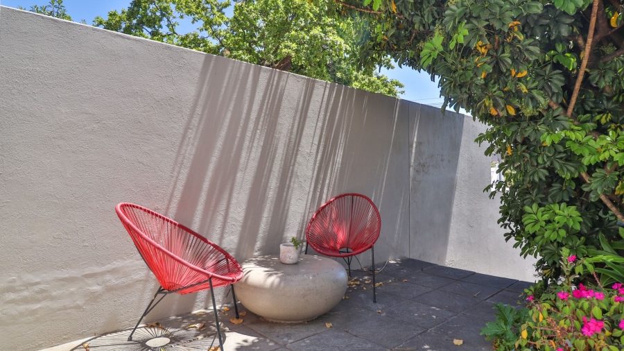 3 Bedroom Property for Sale in Oranjezicht Western Cape